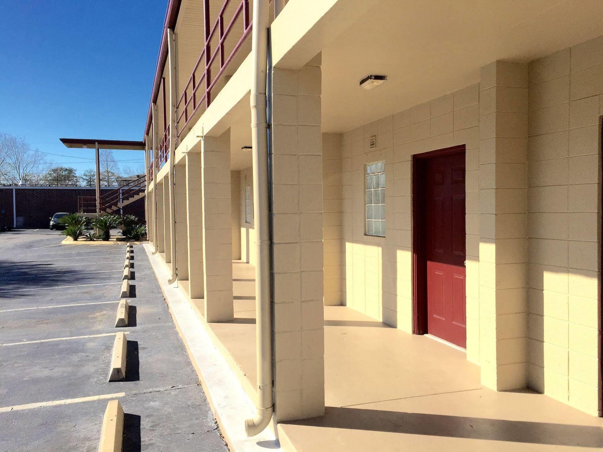 Budget Inn Tallahassee Luaran gambar